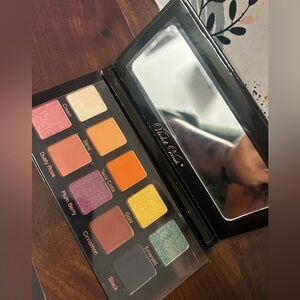 Violet Voss Eyeshadow Palette - Plum Berry, Cinnamon, Emerald (1&2)